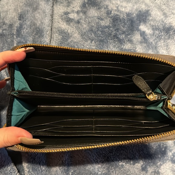 Cole Haan Crocodile wallet - Picture 2 of 3